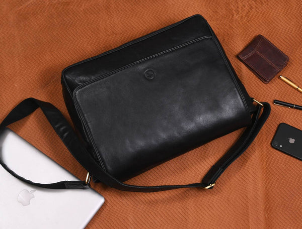 Savona Leather Messenger Bag - Raven Black - Aaron Leather Goods