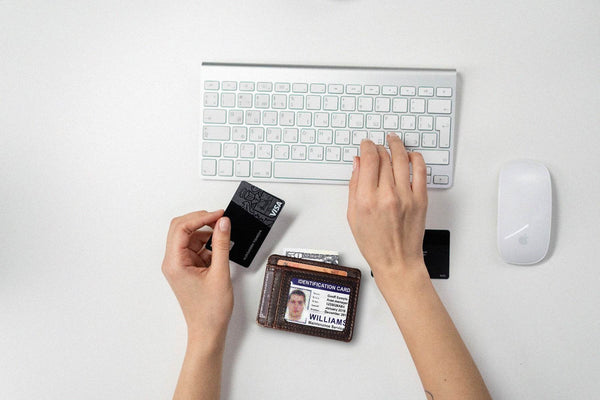 Utrera Leather Credit Card Holder - Walnut Brown - Aaron Leather Goods