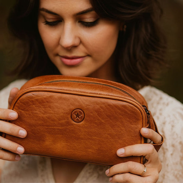 Omaha Leather Toiletry Bag - Tawny Brown - Aaron Leather Goods