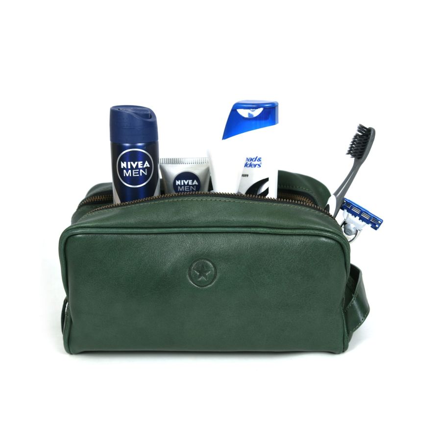 Sustainable Dopp Kits & Toiletry Bags for Men